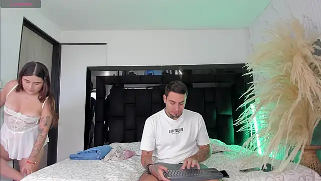GabbyAndDominic online show from August 5, 1:28 pm