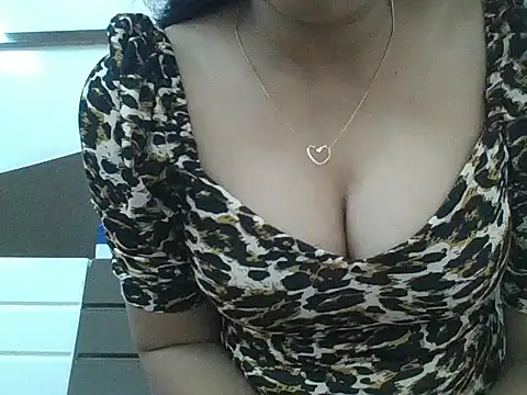hot liza69 online show from July 6, 10:09 am