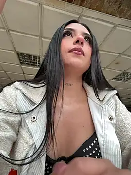 LilacNoir online show from July 2, 6:36 pm