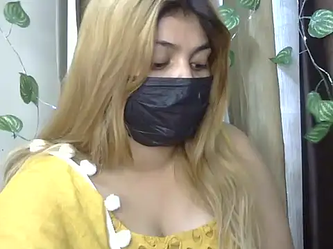 Sexyy Sana online show from July 13, 9:26 pm