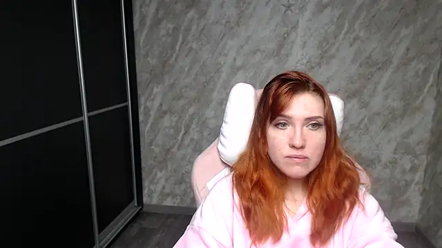 Reginasmilee online show from February 2, 4:00 am