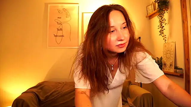 Enchantyy online show from August 7, 4:14 pm