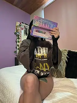 AlanaStormm online show from July 10, 12:05 pm
