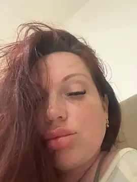 BustyBunny40 online show from July 1, 12:37 pm