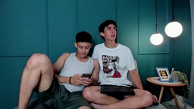 Alejo and Patrick online show from July 6, 12:54 pm