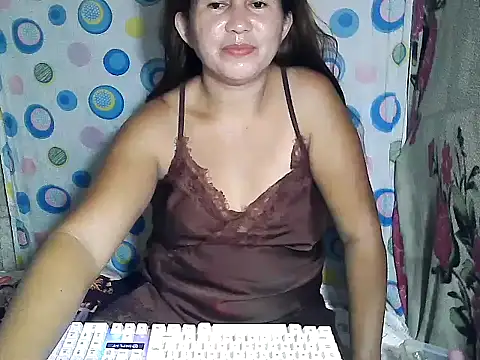 sweetlady06 online show from July 14, 6:07 am
