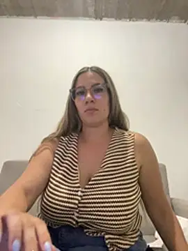 Scarlettmont  online show from July 22, 10:44 pm