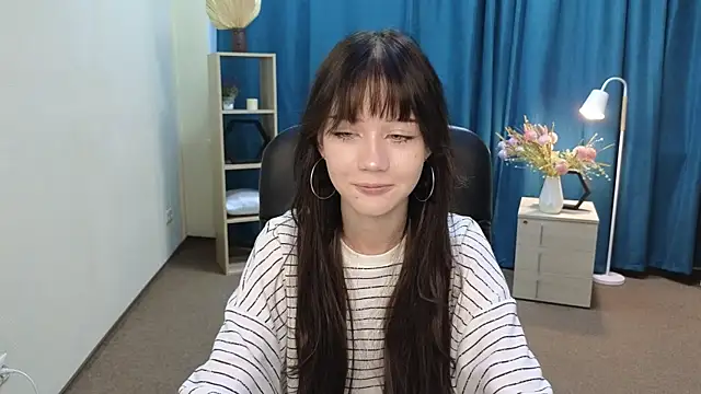 DannaChalk online show from July 11, 12:05 pm