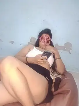 Komal hot76 online show from July 31, 10:11 pm