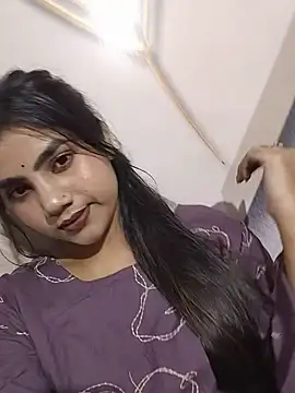 Aayesha Rawat online show from July 27, 5:43 pm