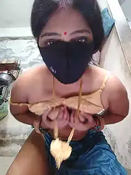 Seema83 online show from July 31, 8:54 pm