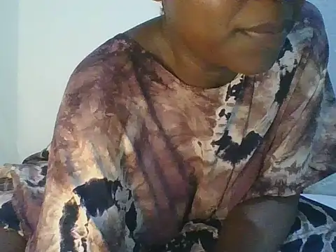 black queenberry online show from August 1, 8:22 pm