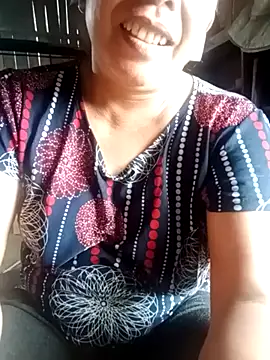 Mai-lanzz online show from August 1, 3:52 am