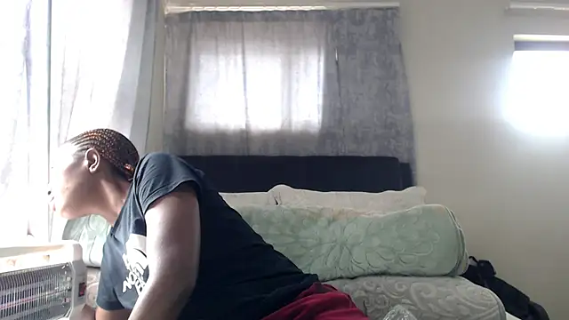 leanna23 online show from March 4, 8:32 am