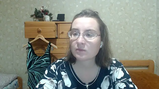 Smart Rose online show from February 6, 10:24 pm