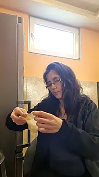 rposhta1991 online show from April 4, 1:43 pm