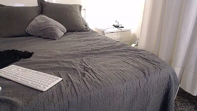 Chic desire online show from September 27, 11:12 pm