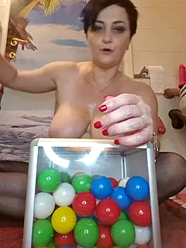 lucillabollente online show from September 21, 4:55 am