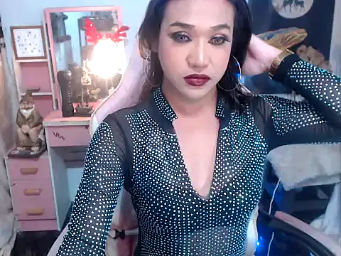 MERRYmeMARIAts online show from October 6, 2:01 pm