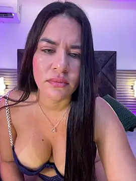 Zafira Alabi online show from April 10, 5:30 pm