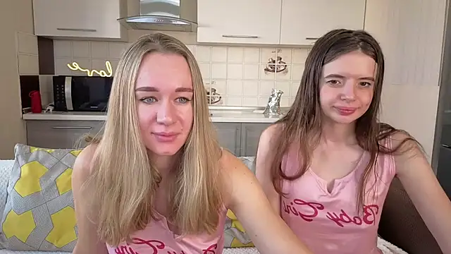 margolisa online show from September 22, 6:12 am