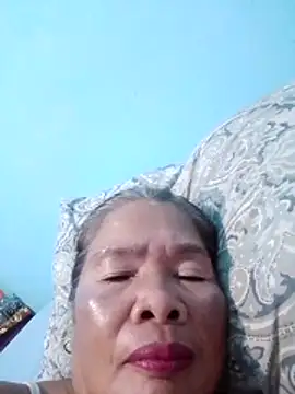 sexylizzy4u online show from February 15, 1:10 pm