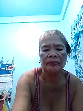 Snapshot of sexylizzy4u chatting on October 20, 6:33 pm sexylizzy4u online show from October 20, 6:33 pm