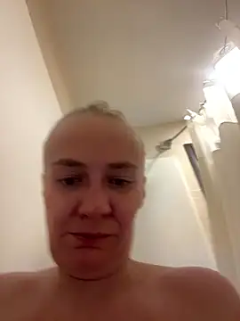 Snapshot of SugarTits199869 chatting on September 26, 2:53 am SugarTits199869 online show from September 26, 2:53 am