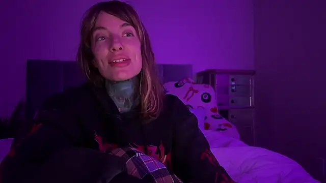 airgeadx online show from February 2, 3:27 am