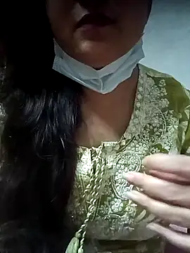 naughtymadam online show from April 15, 5:41 am