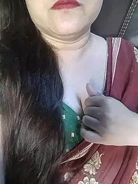 naughtymadam online show from May 18, 5:24 am