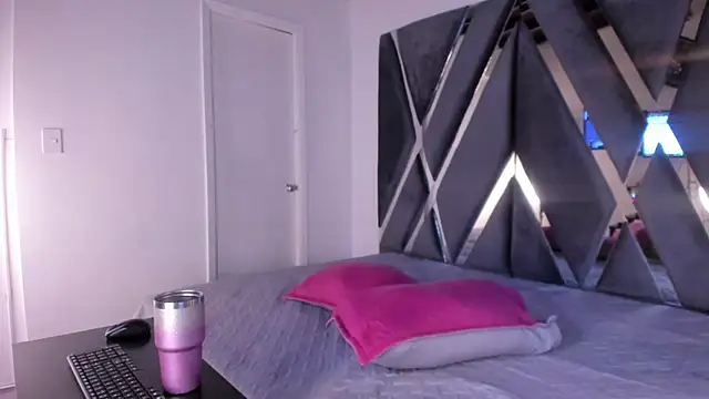 moonsweet1 online show from November 26, 5:58 pm