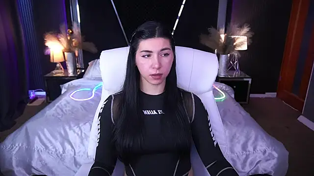 EmilyCandyy online show from October 24, 6:53 am