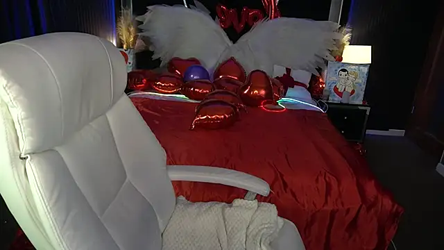 EmilyCandyy online show from February 19, 7:19 am