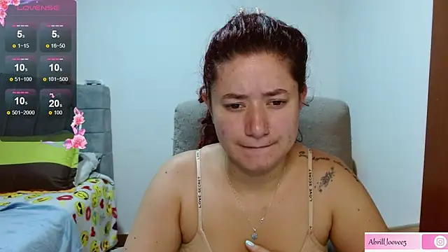 abril love2 online show from April 21, 4:25 pm