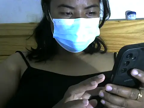 Snapshot of Artinah22 chatting on September 19, 6:40 pm Artinah22 online show from September 19, 6:40 pm