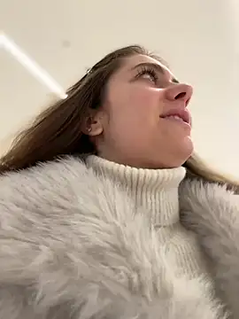 MariiD online show from February 6, 7:23 am