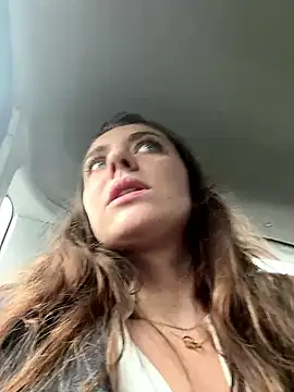 MariiD online show from December 16, 9:04 am