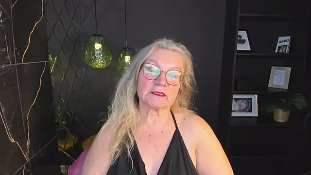 NataliMellow online show from November 8, 1:27 pm