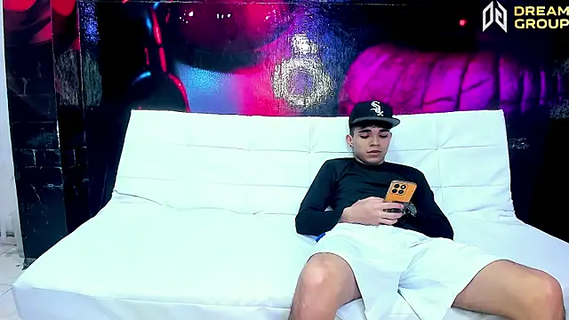 AmazingPartys online show from February 16, 8:09 pm