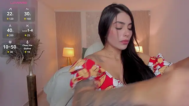 Sarah Stone  online show from April 11, 8:23 pm