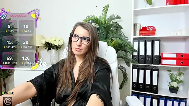 amayawest online show from March 30, 10:59 am