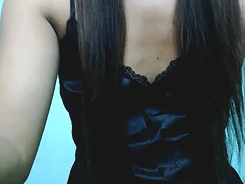 nica20 online show from November 19, 1:44 pm