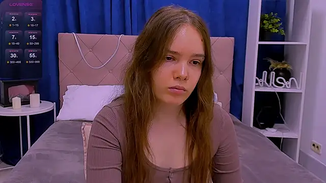 Janie JJ Curvie online show from February 26, 1:26 am