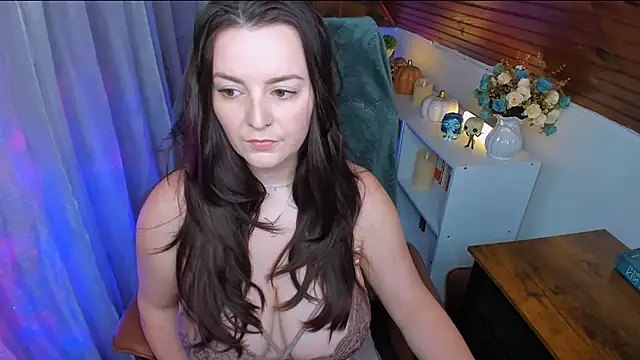 ErinMarshall online show from December 2, 2:19 pm