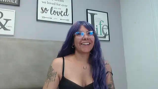 valevicious online show from September 18, 6:50 pm