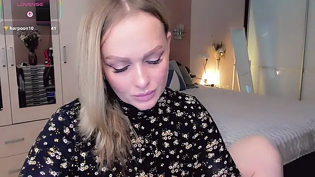 Libby Nora online show from February 9, 11:56 am