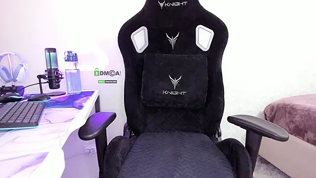 SkyqueenI online show from February 7, 7:34 am