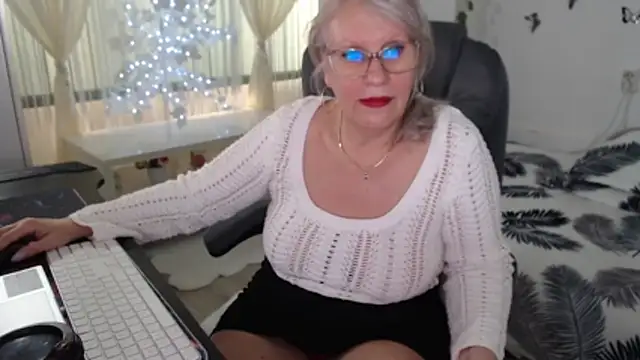 Ghertrude52 online show from March 22, 8:20 am