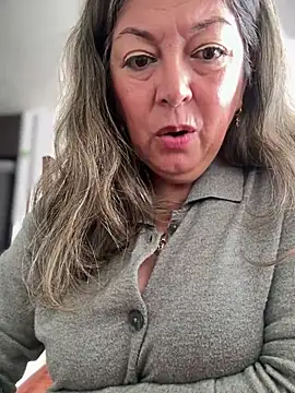 emma tour online show from January 13, 4:22 pm